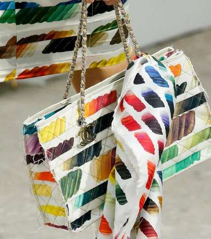 من موديلات شنط صيف 2014 الرائحة، الحقائب الملوّنة