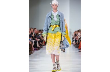 اليك بالصور تصاميم Maison Martin Margiela من اسبوع الموضة في باريس لصيف 2017
