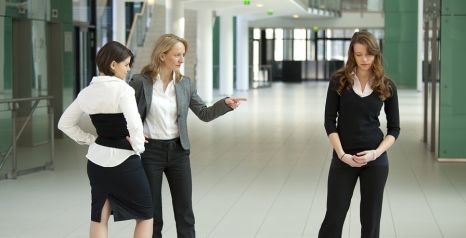 خلافات العمل، كيف تحلّينها؟
