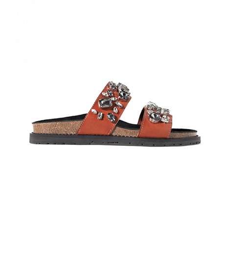 من zara، إختاري الصنادل لصيف 2014