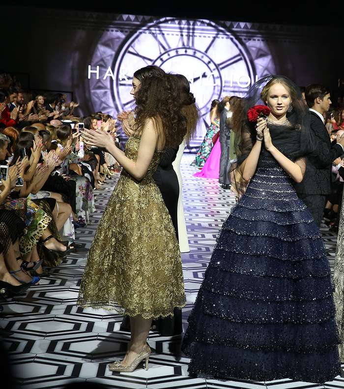 عرض أزياء هارفي نيكولز يقدّم مجموعة أزياء رائعة