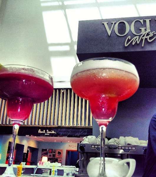 كافيه Vogue الجديد في دبي