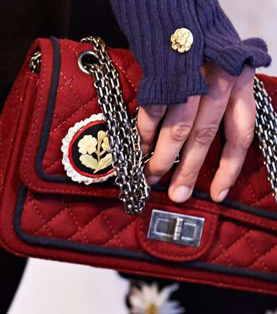 بالصور، اليك شنط CHANEL Metiers D'art 2015