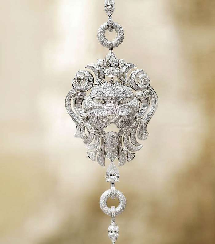 قلادة Lion Royal من CHANEL