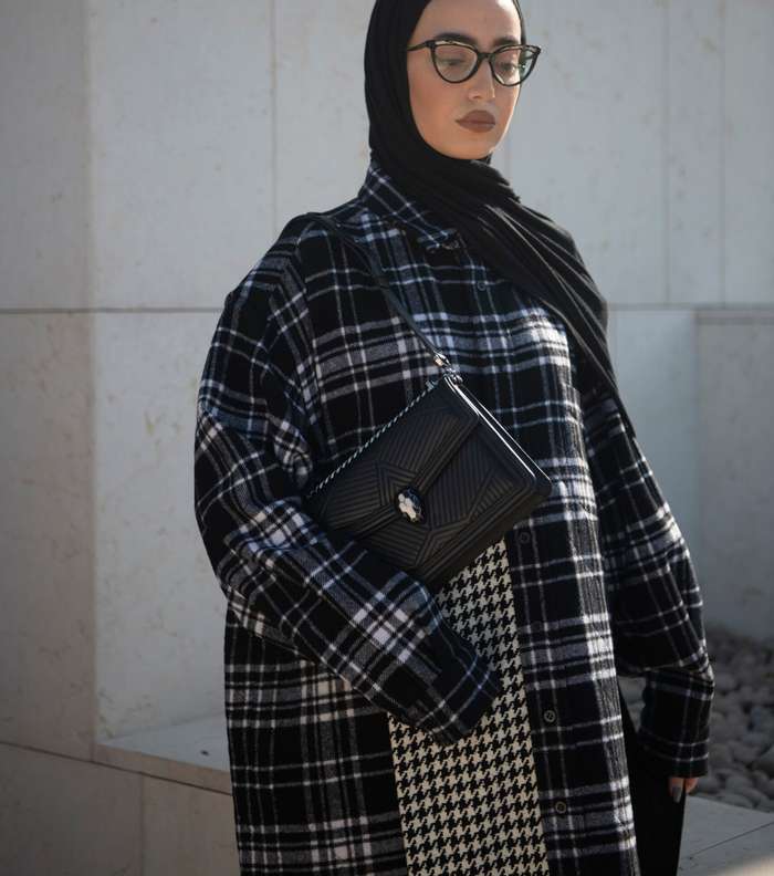 ارتدي نظارات بولغري على طريقة لينا الغوطي