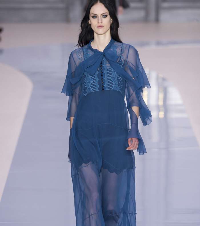 فستان التول مع العقدة الكبيرة من كلوي لشتاء 2018