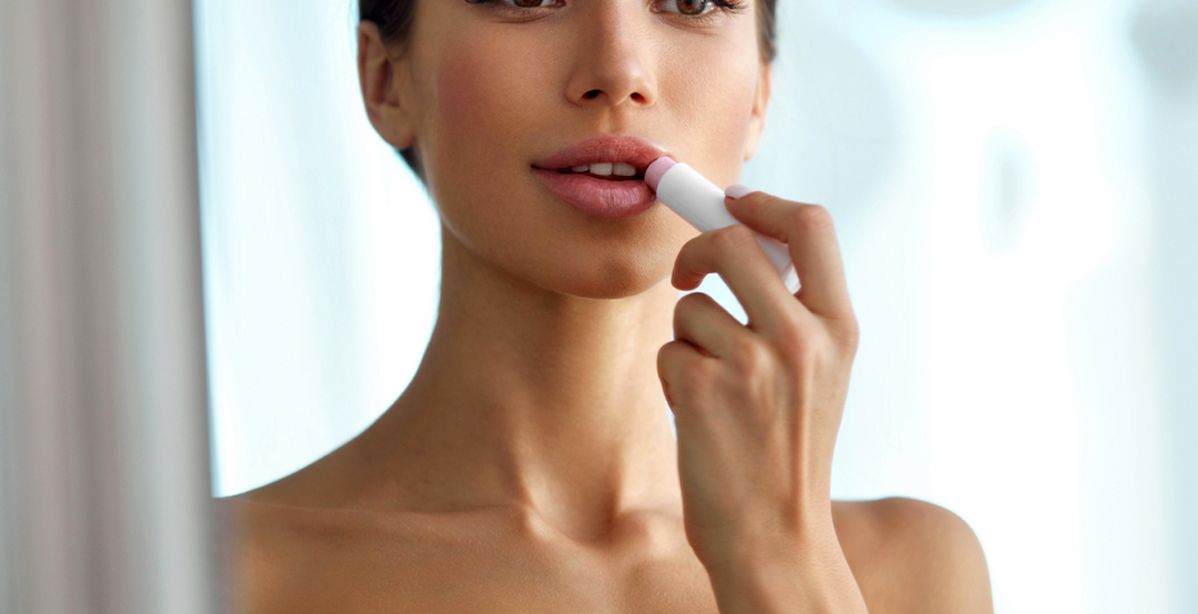 أفضل 3 حيل تجميل طبيعية لتكبير الشفاه