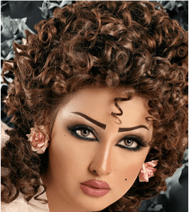 تسريحة للشعر المجعّد
