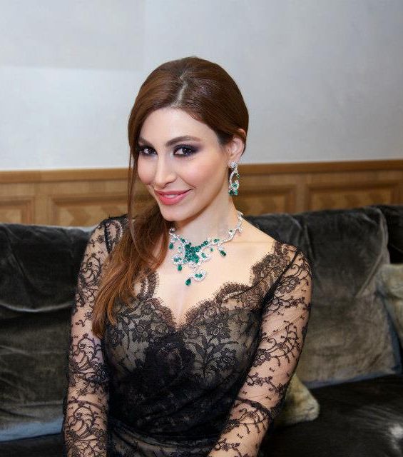 صور موديلات فساتين يارا 2014