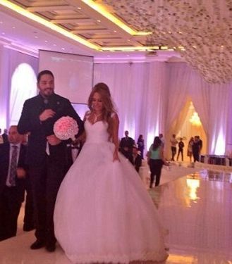 فستان زفاف داليدا مرصّع باللؤلؤ والشواروفسكي