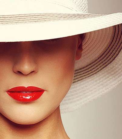 مكياج القبعة بثلاثة مستحضرات