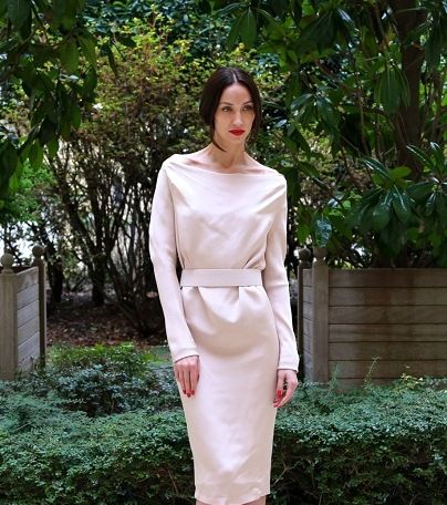 فستان سهرة كلاسيكيّ التصميم