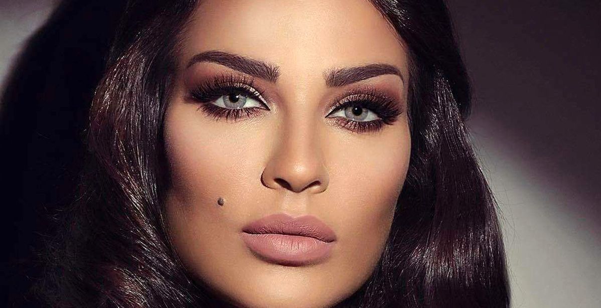 نادين نجيم تكسر قواعد ماكياجها الكلاسيكي بحيلة جديدة 
