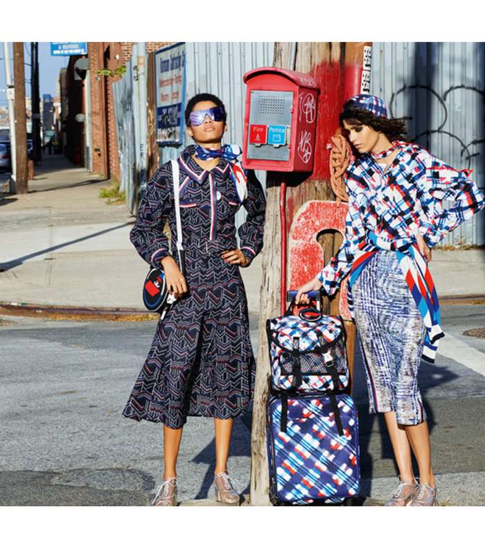 اعلان مجموعة CHANEL لربيع وصيف 2016 لامراة الدلو