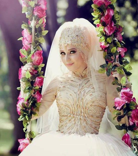 صور اجمل فساتين زفاف محجبات