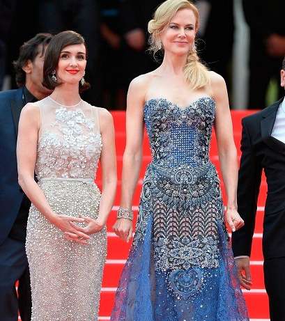 إطلالة في غاية الروعة والجمال لنيكول كيدمان في العرض الأوّل لفيلم Grace of Monaco