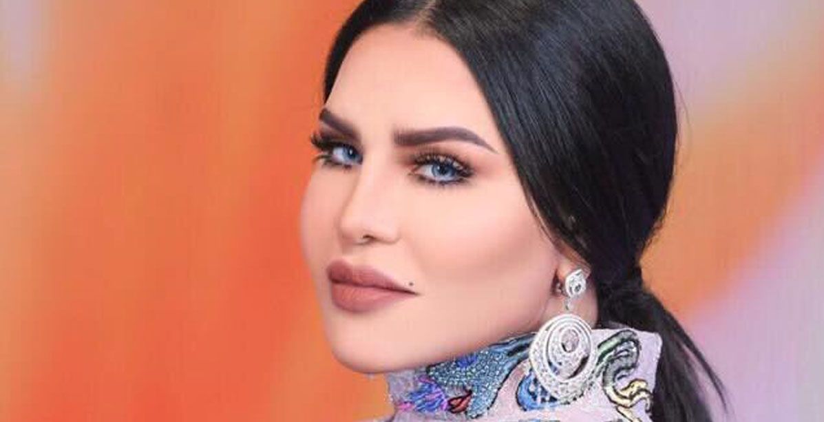 أحلام تعتمد هذه الحيلة في المكياج لتكبّر شفاهها بعيداً عن حقن البوتوكس!