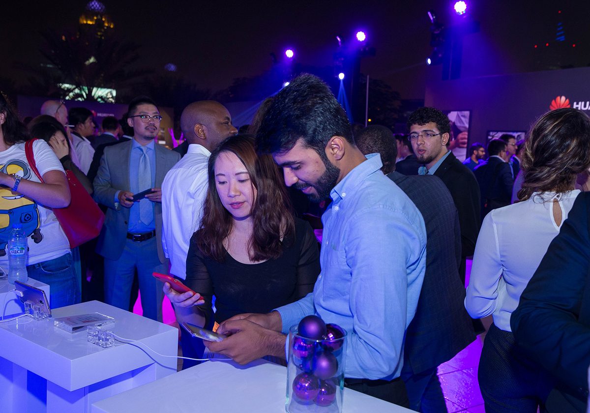 خلال حفل إطلاق هاتف Mate 9 من