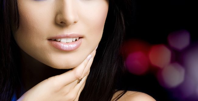 5 مستحضرات ماكياج يمكنك الإستغناء عنها 