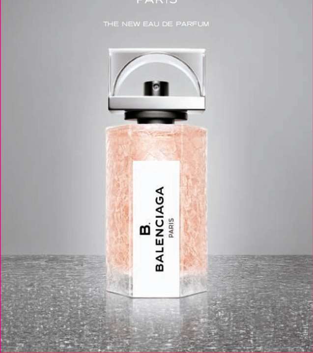 B.Balenciaga من Balenciaga