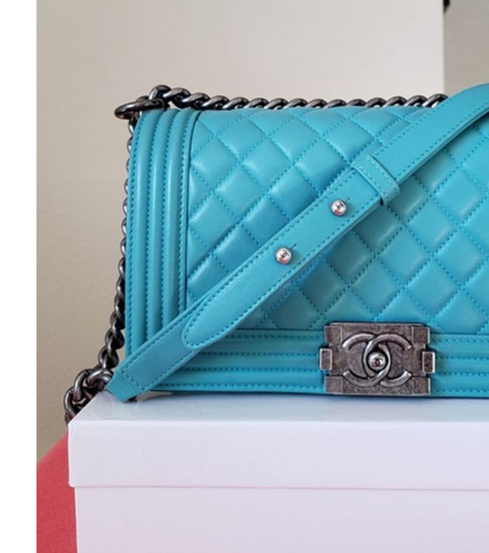 شنط شانيل كروس