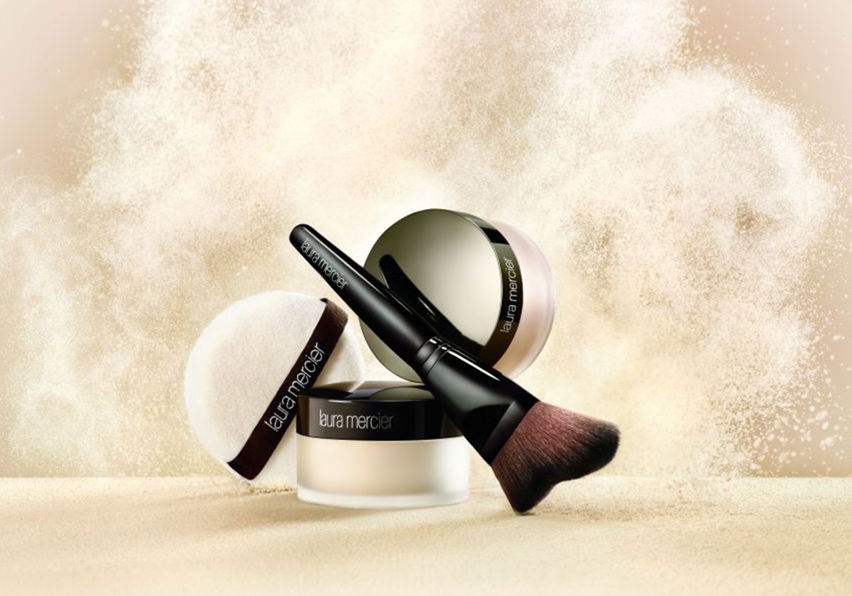 TranslucentLoose Setting Glow Powder وفرشاة Glow Powder Brush من NARS