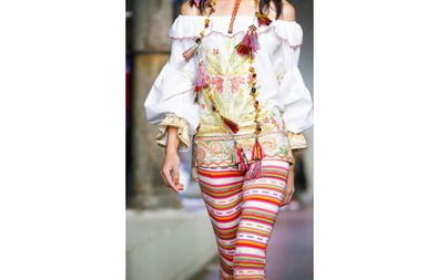 اجمل ازياء Blugirl لصيف 2017 من اسبوع الموضة في ميلانو