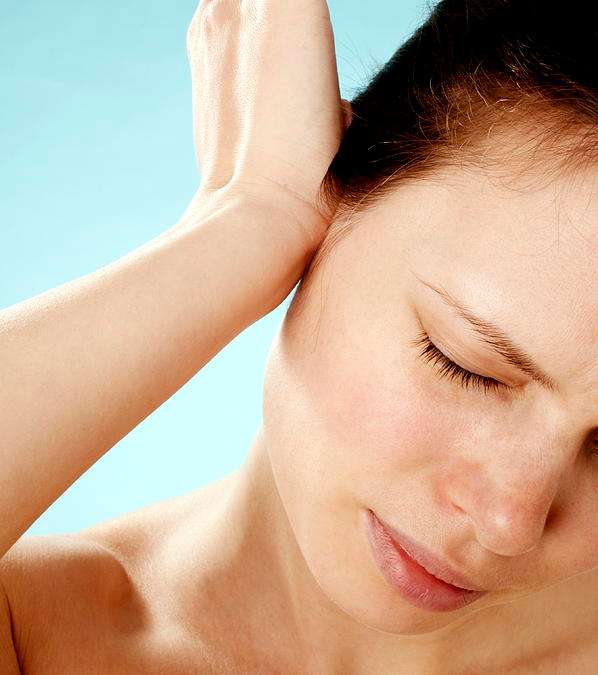 7 اسباب شائعة وراء ألم الأذن!