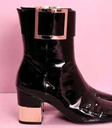 حذاء الكاحل بالجلد اللماع من roger vivier لشتاء 2018