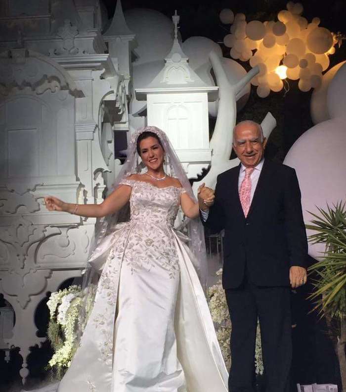 إبنة تحسين خيّاط تختار فستان زفافها من Ralph& Russo