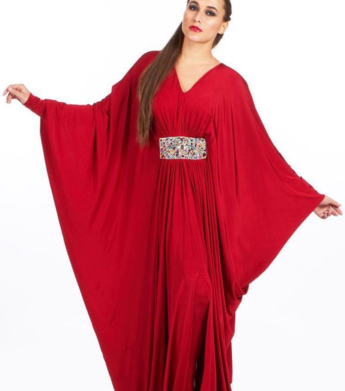 تميزي بعبايات استقبال ذات تصميم مميز