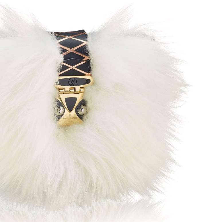 لشتاء 2016، اليك حقيبة لويس فويتون PETITE MALLE SHEEPSKIN