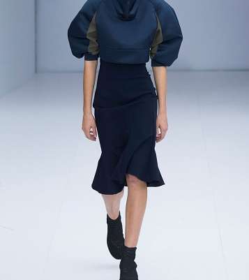 تعرفي على ابرز القصات لصيف 2017 مع مجموعة Salvatore Ferragamo الجديدة