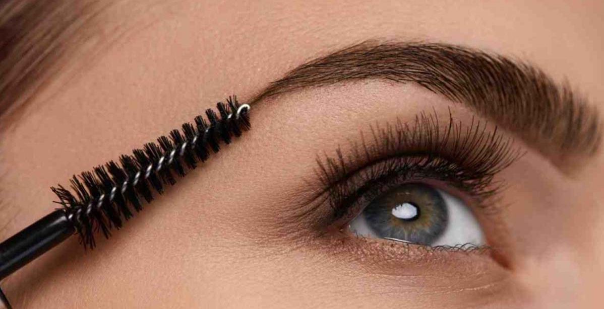 مميزات مسكرة حواجب فور ايفر