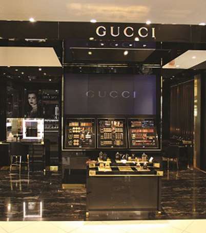 بالصور، أجدد مستحضرات التجميل من Gucci في دبي مول