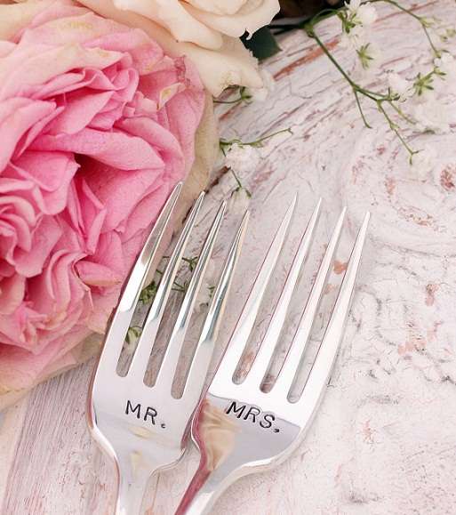 اللوازم التي تستعمل على مائدة حبكّما! 