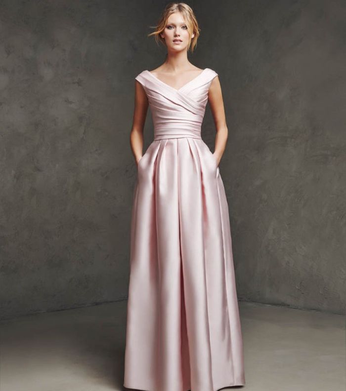 أنواع موديلات فساتين سهرة ناعمة وفخمة وطويلة