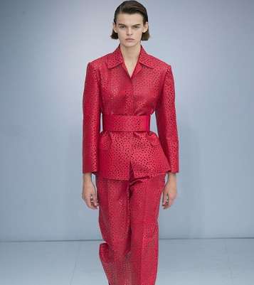 استوحي اطلالاتك من مجموعة  Salvatore Ferragamo للملابس الجاهزة لصيف 2017