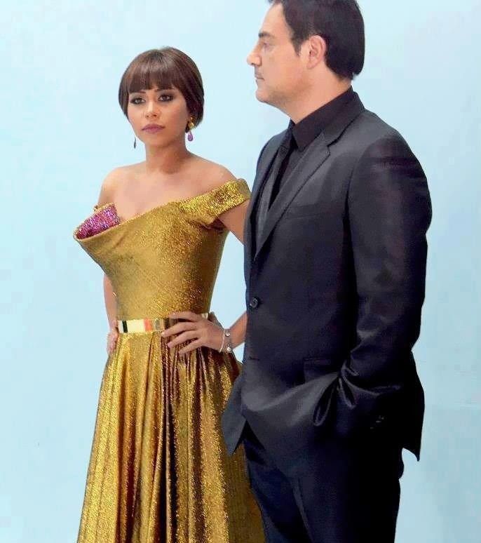 شيرين عبد الوهاب تتألق في برنامج The Voice وتحسن اختيار فساتينها