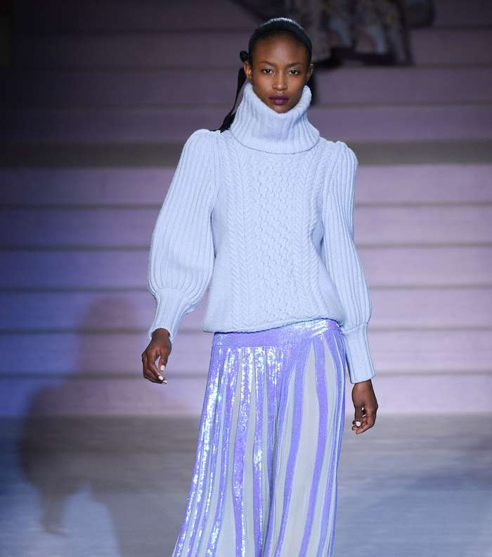 التنورة الماكسي المزينة بالترتر من تمبرلي لندن لشتاء 2018