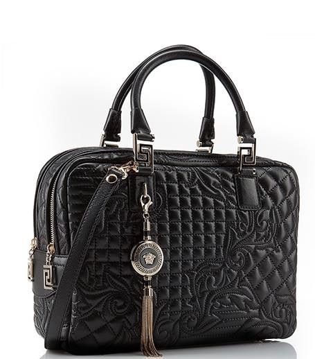 جقيبة باللون الأسود من Versace