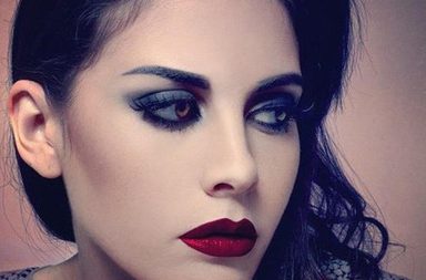 السموكي والأحمر البرغندي