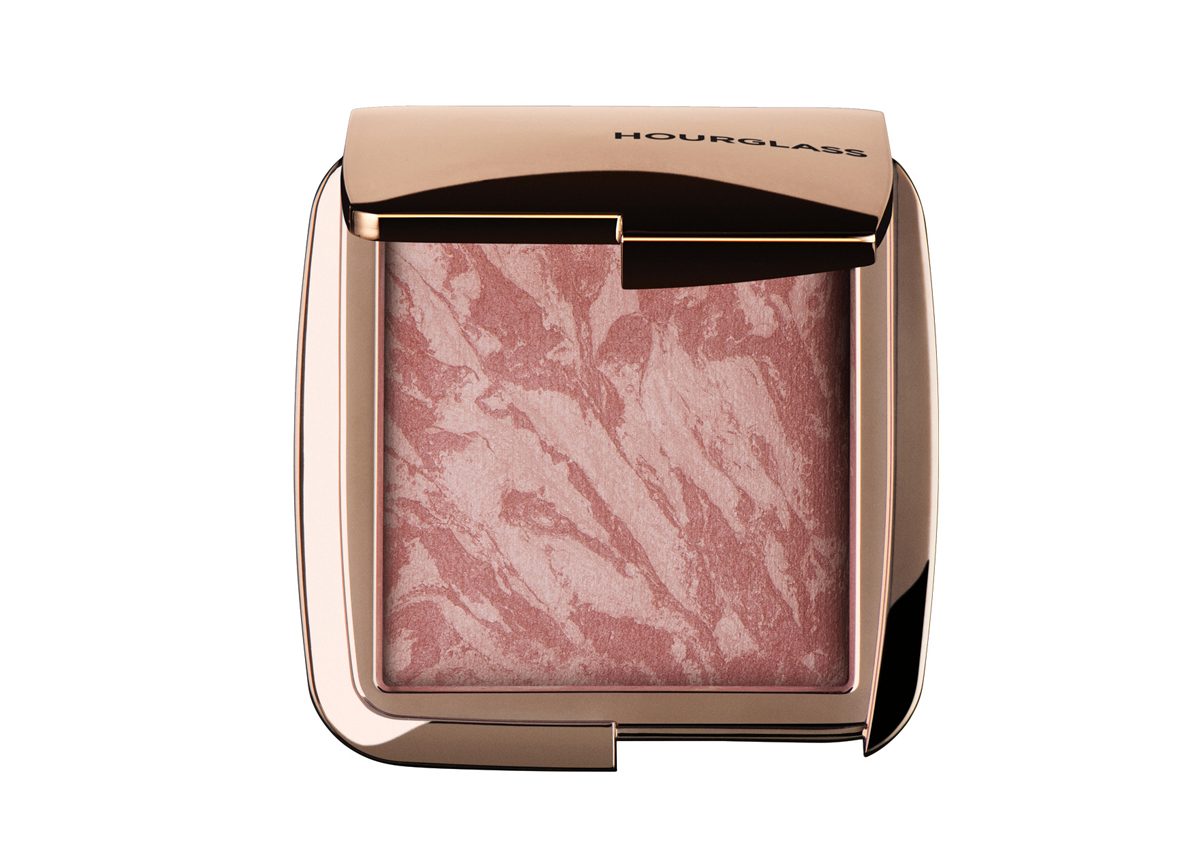  Ambient Lighting Blush من Hourglass 