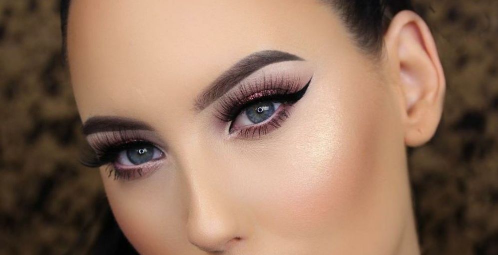 خطوات ايلاينر العيون المبطنة