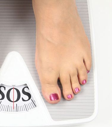 ما هي اسباب السمنة | سبب الوزن الزائد إلى جانب الأكل المفرط