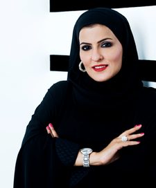 كل ما تريدين معرفته من أخبار ومعلومات وصور ووثائق عن  المصممة زارينا يوسف وماركة Zareena 