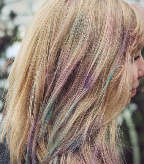 شعر ملوّن كالطبشور