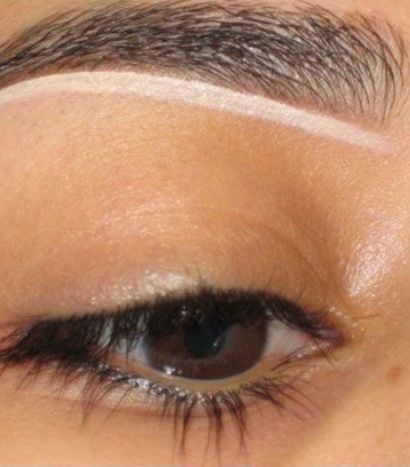 صور طريقة تشقير الحواجب