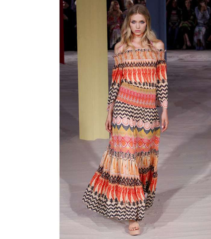 ازياء تمبرلي لندن لصيف 2017 من اسبوع الموضة في لندن