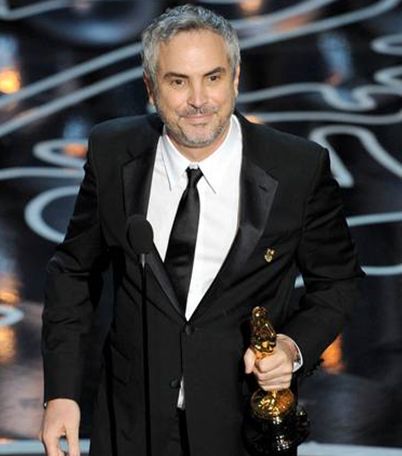 مخرج فيلم جاذبية Gravity ألفونسو كوارون يفوز بجائزة أفضل مخرج